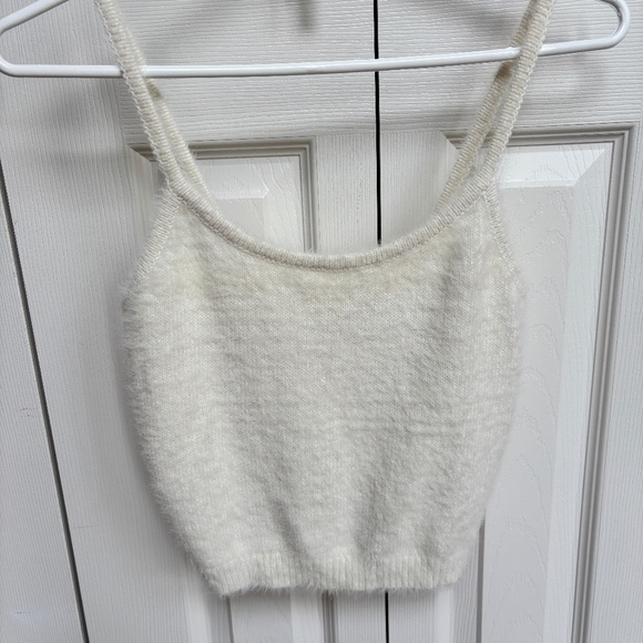 Sweater and tank top set - Picture 2 of 4